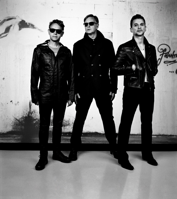 Parcare cu plata in incinta stadionului la concertul Depeche Mode