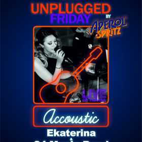 Concert acustic Ekaterina & 24 Music Band pe terasa Hard Rock Cafe