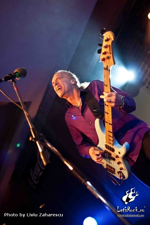 Galerie Foto Mr. Big in Hard Rock Cafe, 17.06.2011 - 