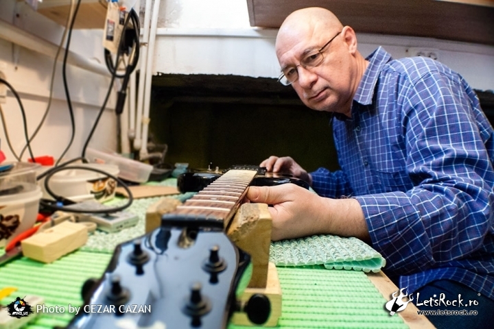 Un rocker devenit lutier - Florin Dobrescu Un rocker devenit lutier - Florin Dobrescu