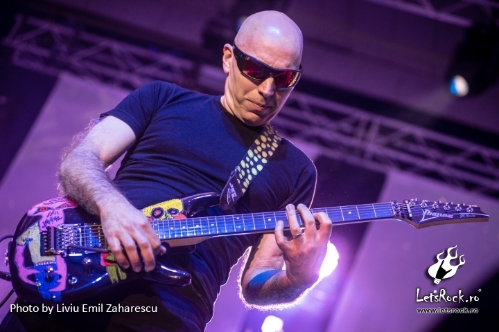 Joe Satriani