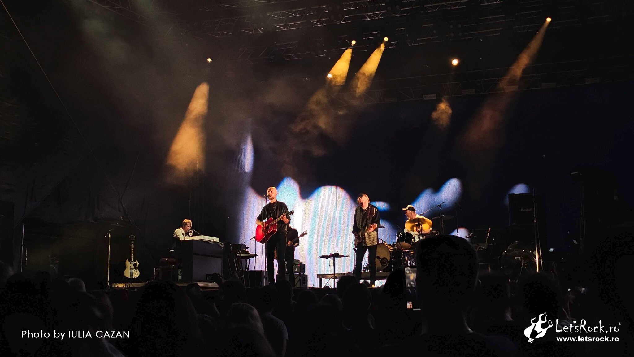 Cronică ARTmania Festival 2025 – două seri cu rădăcini adânci și emoții la suprafață