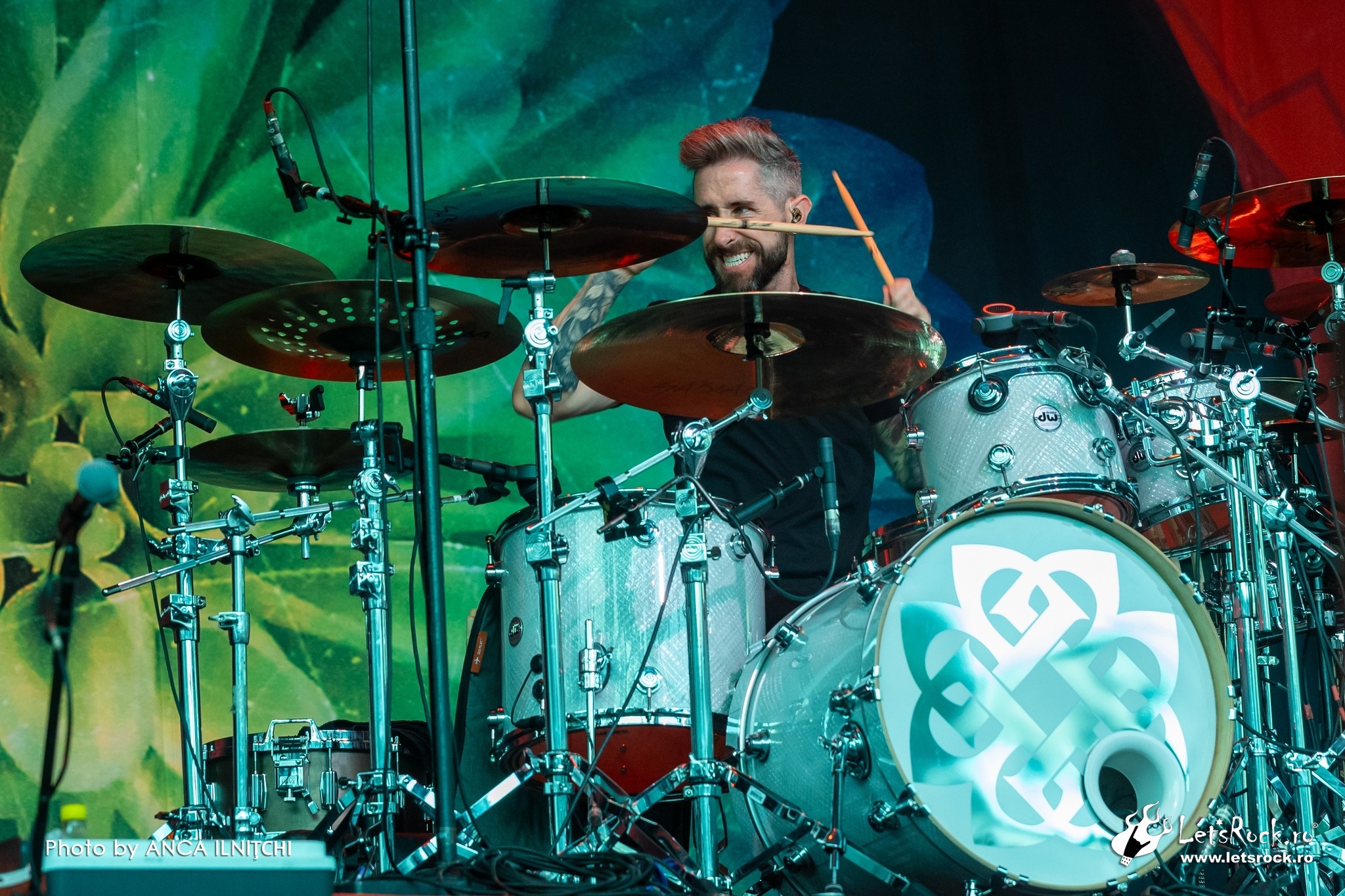 Breaking Benjamin, Arenele Romane