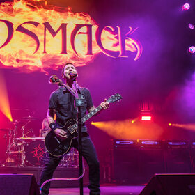 Godsmack, Laminor Arena