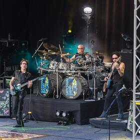 SatchVai Band, Arenele Romane